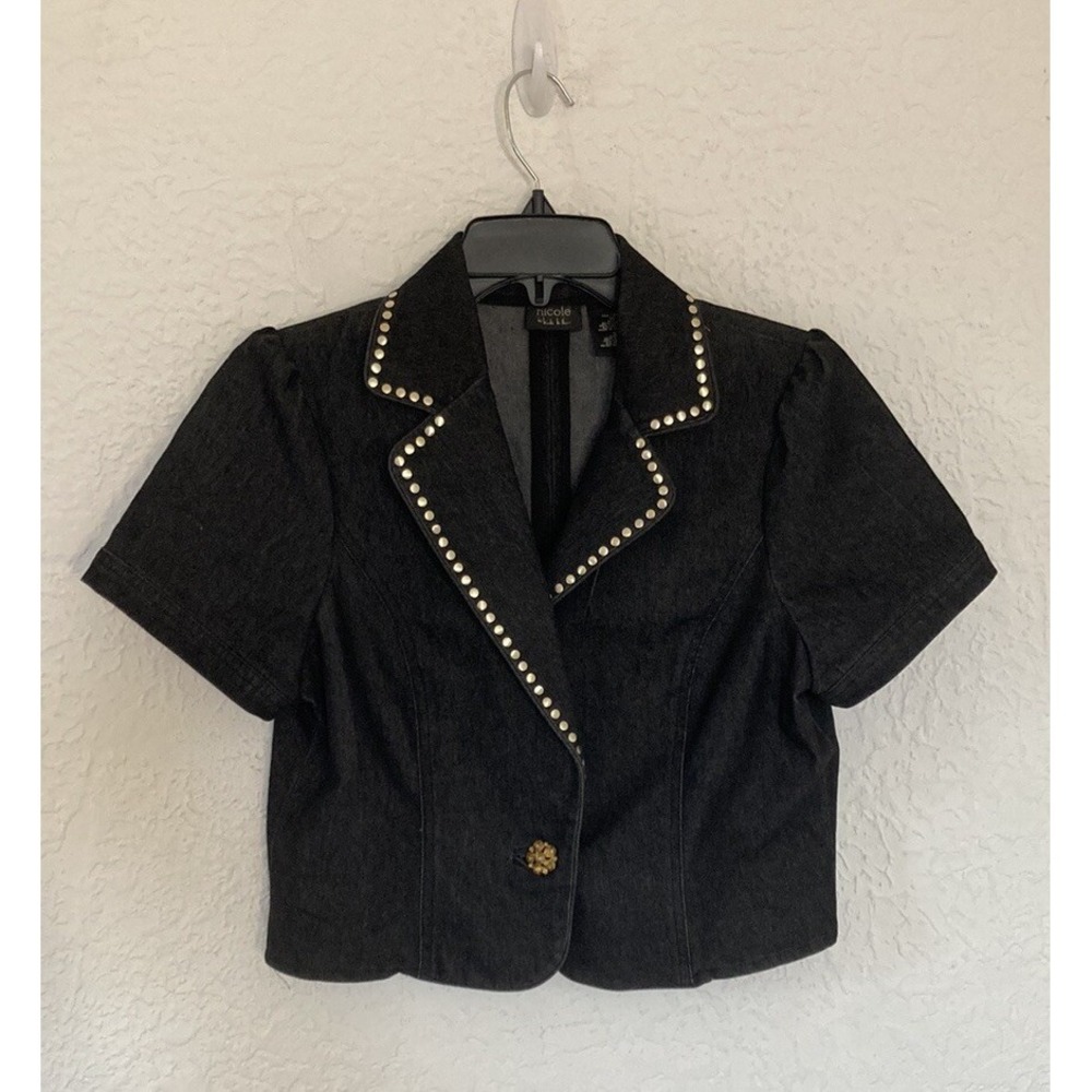 Nicole by Nicole Miller Black Denim Cropped Jacket Sz 10 Studs Rhinestone Clasp